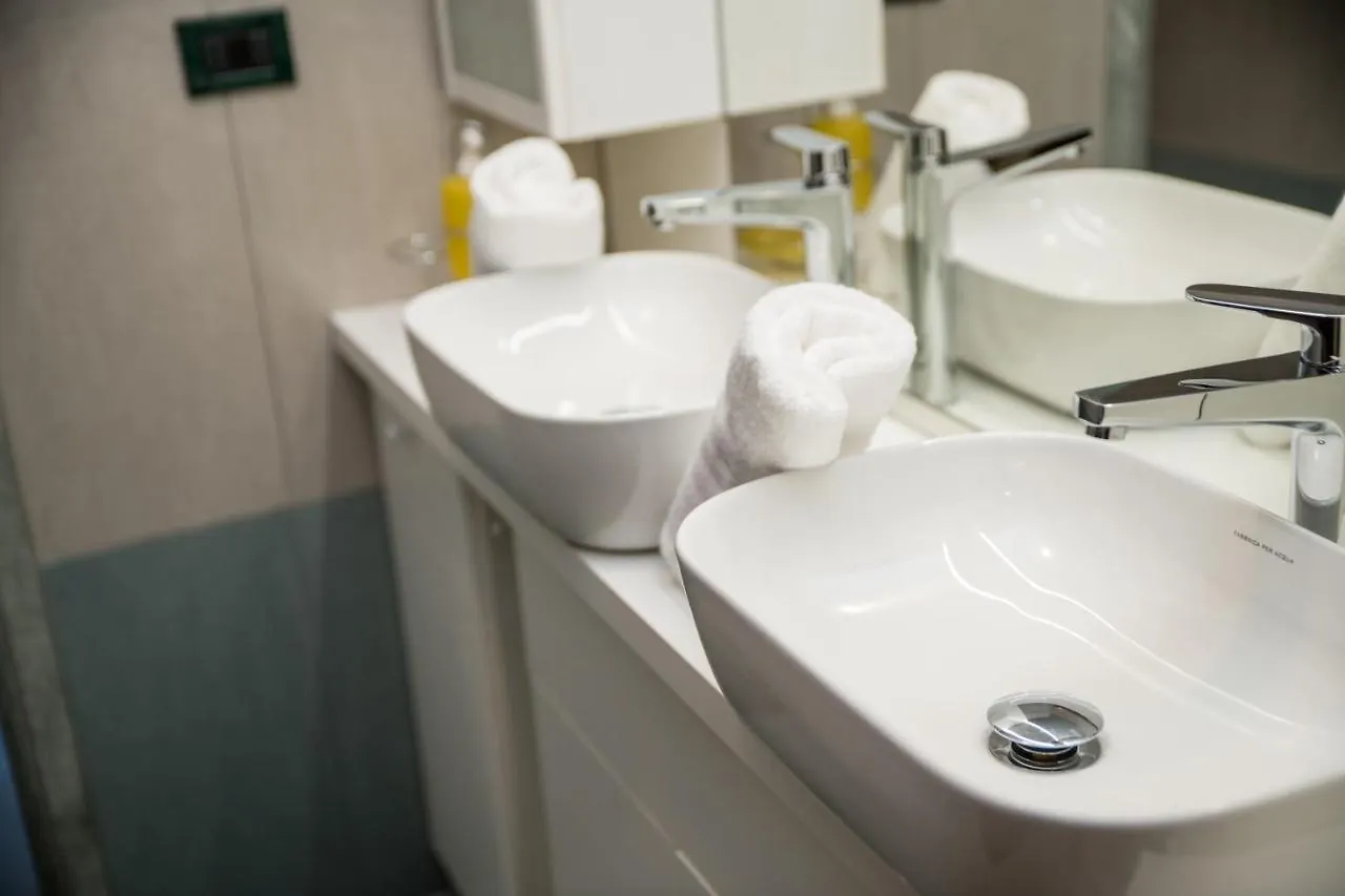 Shortmi Montello Apartment Milan
