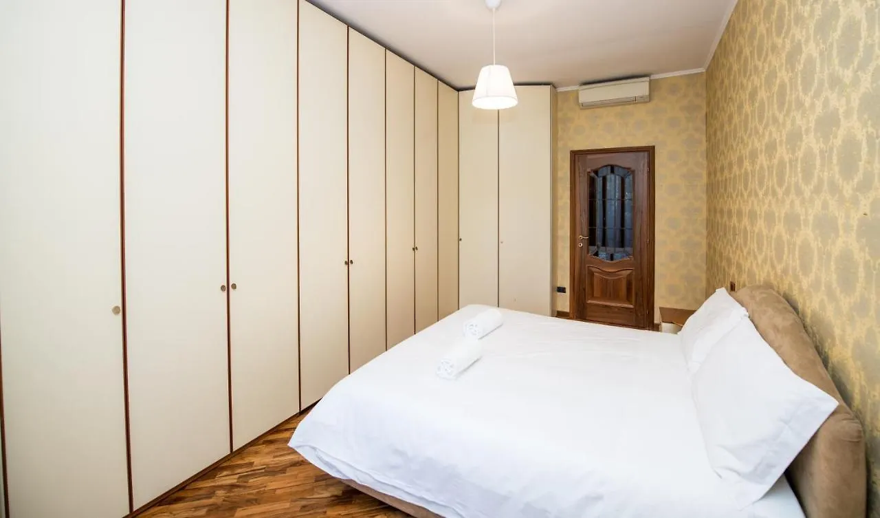 Shortmi Montello Apartment Milan