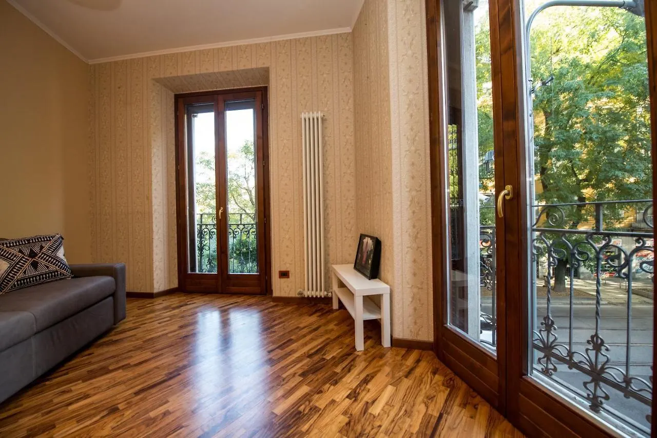 Shortmi Montello Apartment Milan